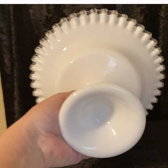 Fenton art glass candy dish (Rare) - Picture 4 of 5